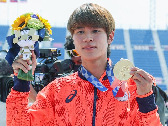 スケボー初代金メダリストに 親友が明かす“堀米雄斗22歳の素顔”「富と