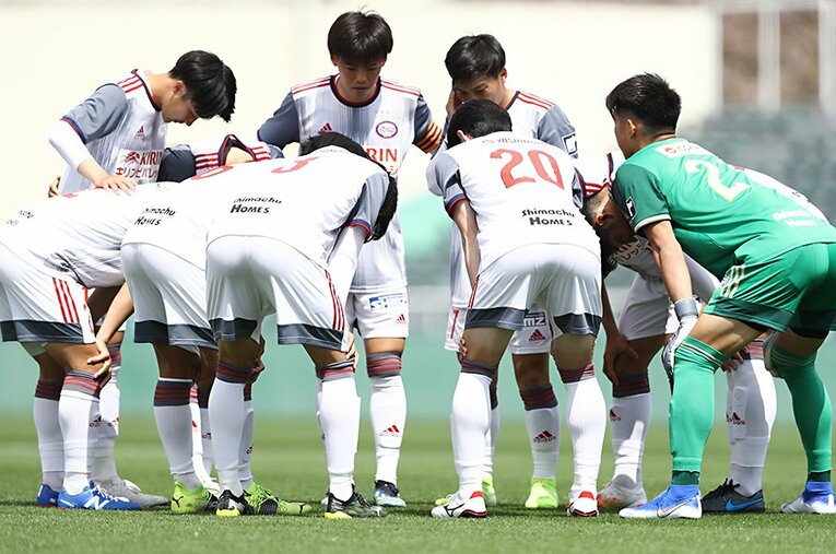 今季から関東大学サッカーリーグ1部に昇格した流通経済大学。7名の主軸選手が川崎フロンターレなど、J1クラブの内定を勝ち取っている ／ photograph by AFLO SPORT