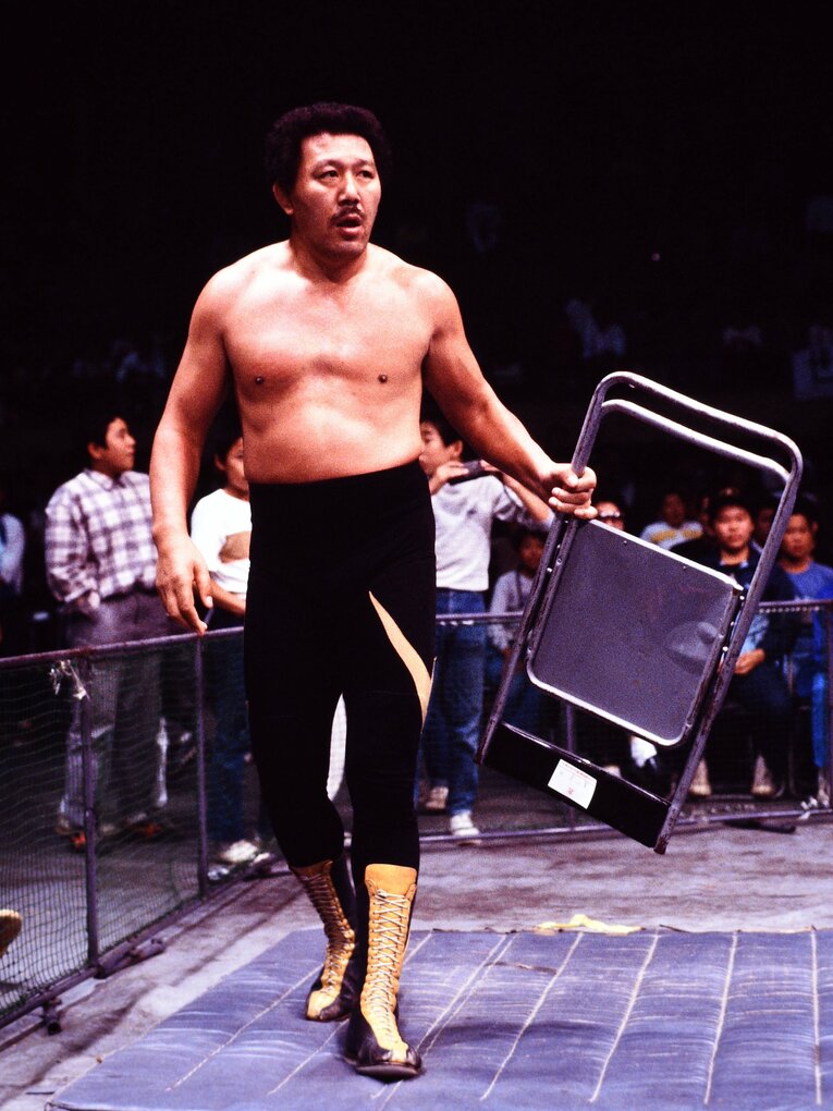 1984年10月11日、全日本プロレス。大阪府立体育会館でのターザン後藤戦