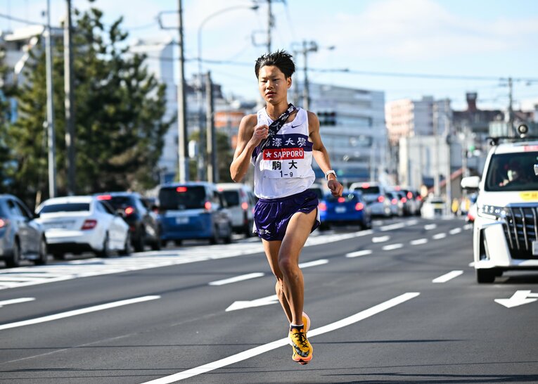 2022年の第98回箱根駅伝で9区を走った駒澤大の山野力。2月の全日本実業団ハーフにも出場し、林田から2秒遅れの4位となった　©Nanae Suzuki