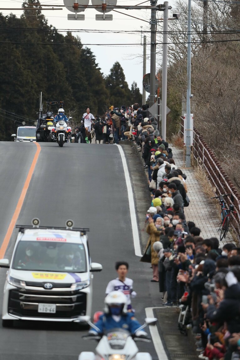 最高地点までに、1号車から中央大が見えるほど詰め寄られた山川　©JMPA