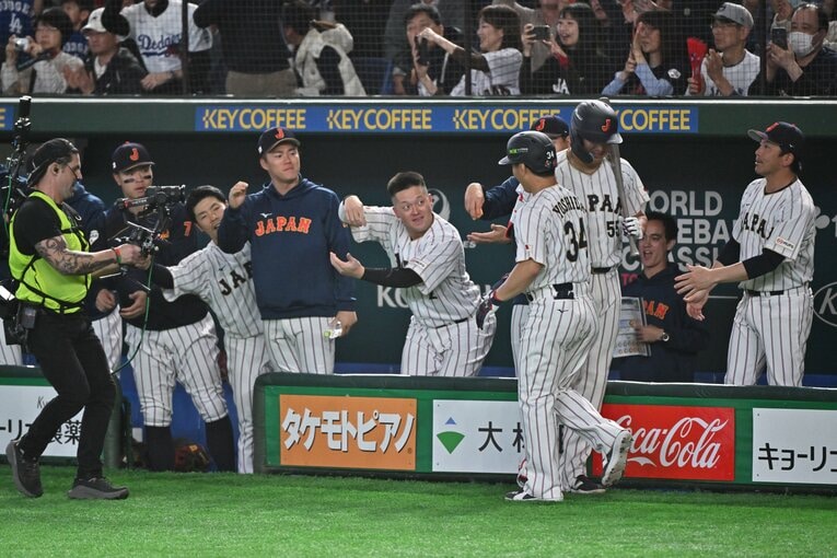 吉田正尚にも一発が！　©️Hideki Sugiyama