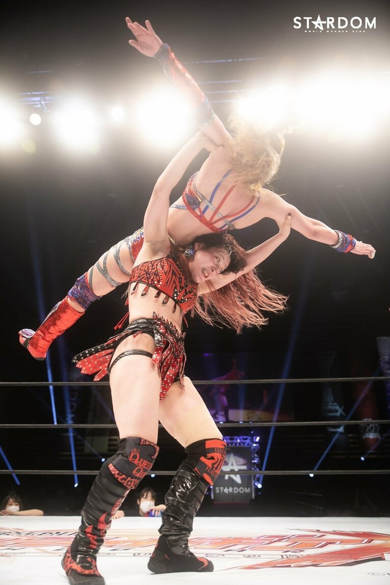 朱里が大号泣、林下詩美は放心状態に… スターダム“赤いベルト”をかけたベストバウトと選手たちが味わった挫折(9)