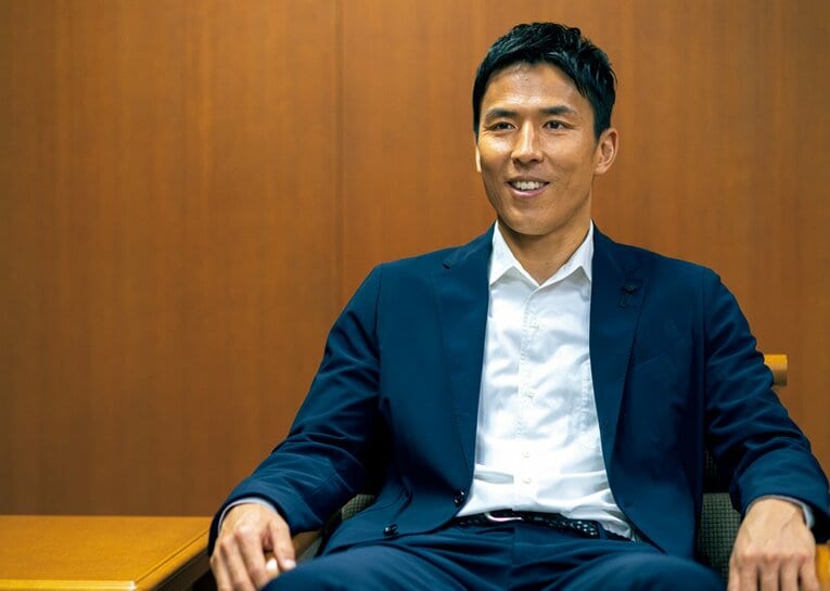 引退会見から3日後にNumberのロングインタビューに応じた長谷部誠　©︎Takuya Sugiyama