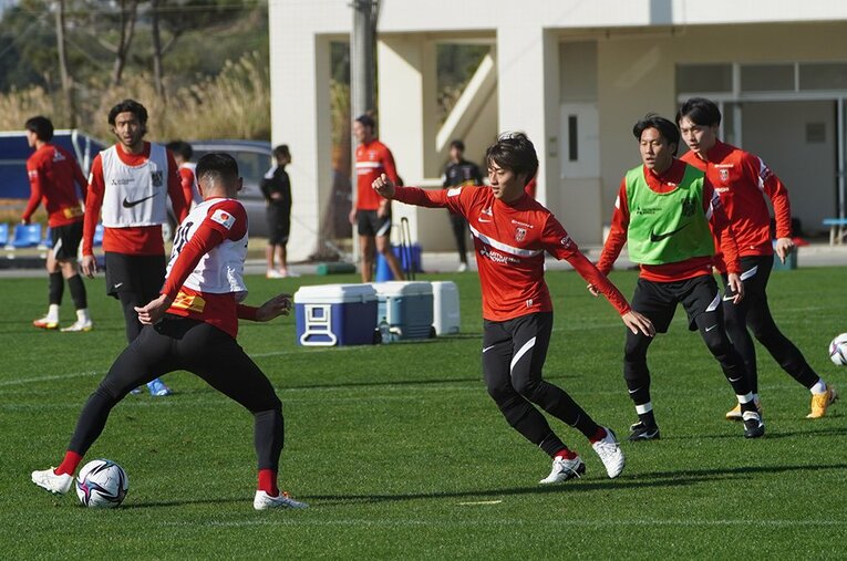 沖縄キャンプの様子　©Atsushi Iio