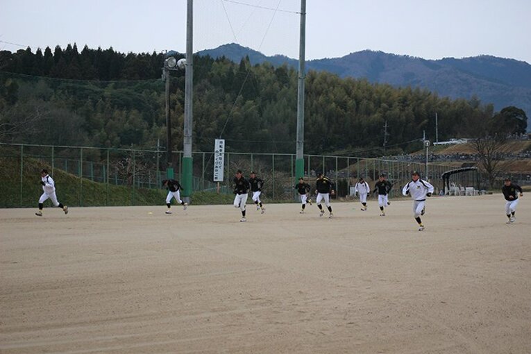 センバツ21世紀枠・平田高校の強み。植田監督が語る「目に見えない力」。(3)