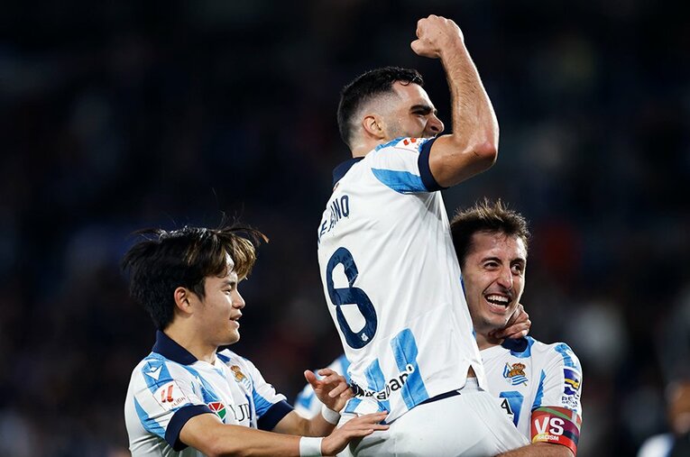 ソシエダで久保建英とともに戦う、メリーノとオヤルサバル。彼らがEUROで活躍する姿を見ると、日本代表の“普段のレベルの高さ”も感じ取れる ／ photograph by Daisuke Nakashima