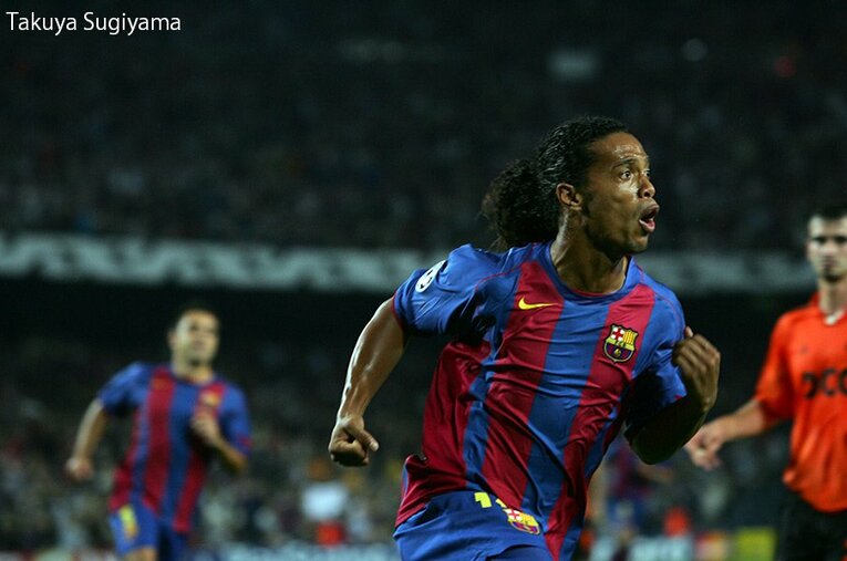 ロナウジーニョ逮捕劇の一部始終。40歳誕生日はパラグアイ留置所か。(2)