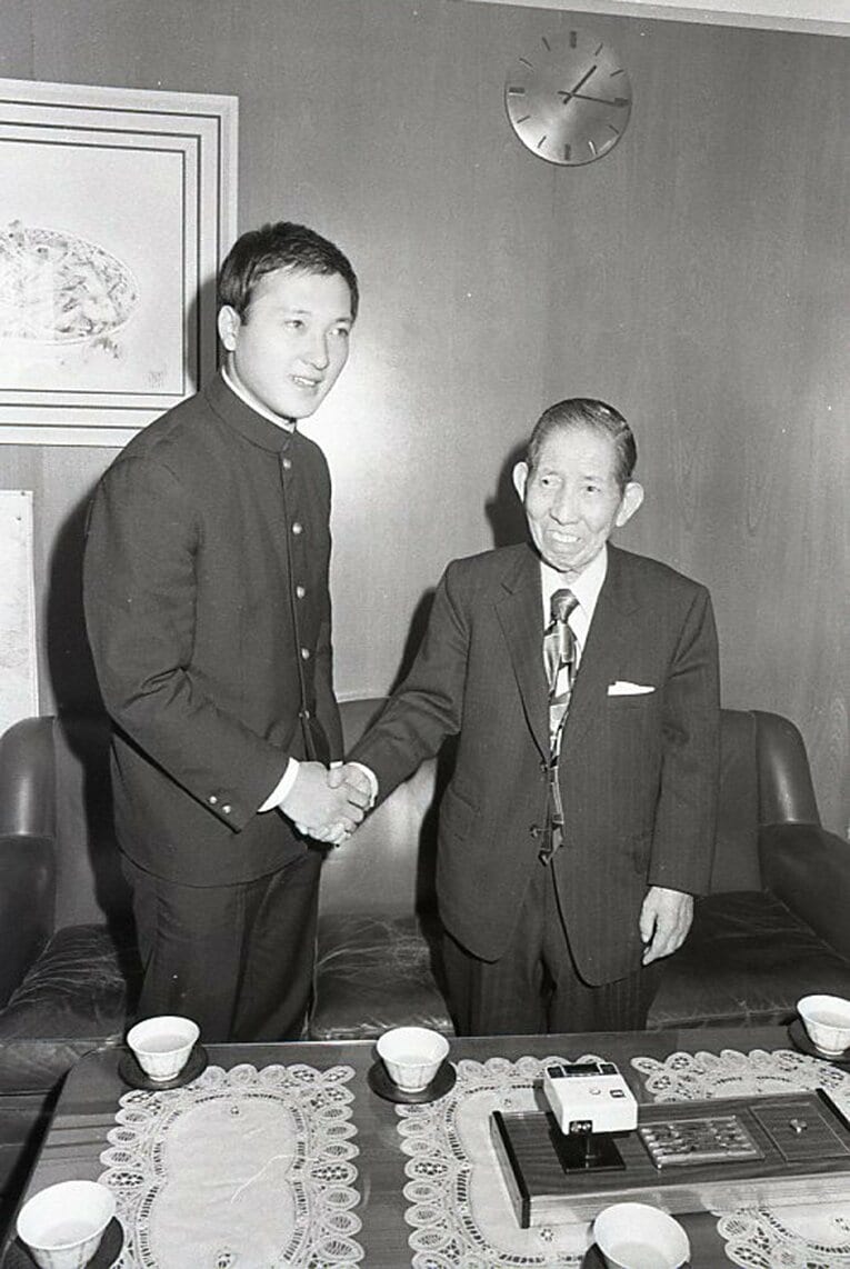 1973年、ドラフト1位で慶應大学から大洋ホエールズに入団した山下大輔　©JIJI PRESS