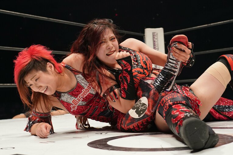 林下と彩羽のグラウンドでの攻防