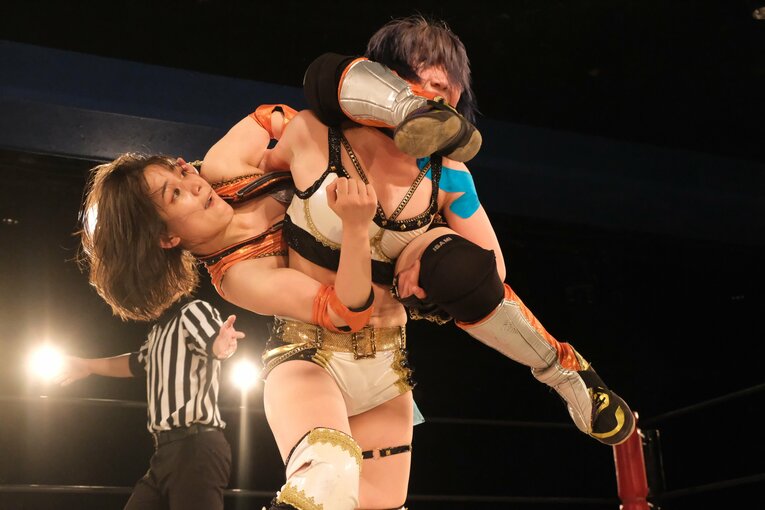 舞台の脚本演出も手がける女優が“エンタメ”リングで漏らした本音とは？ 松井珠紗22歳のプロレス愛「“ごっこ”で終わりたくない」(34)