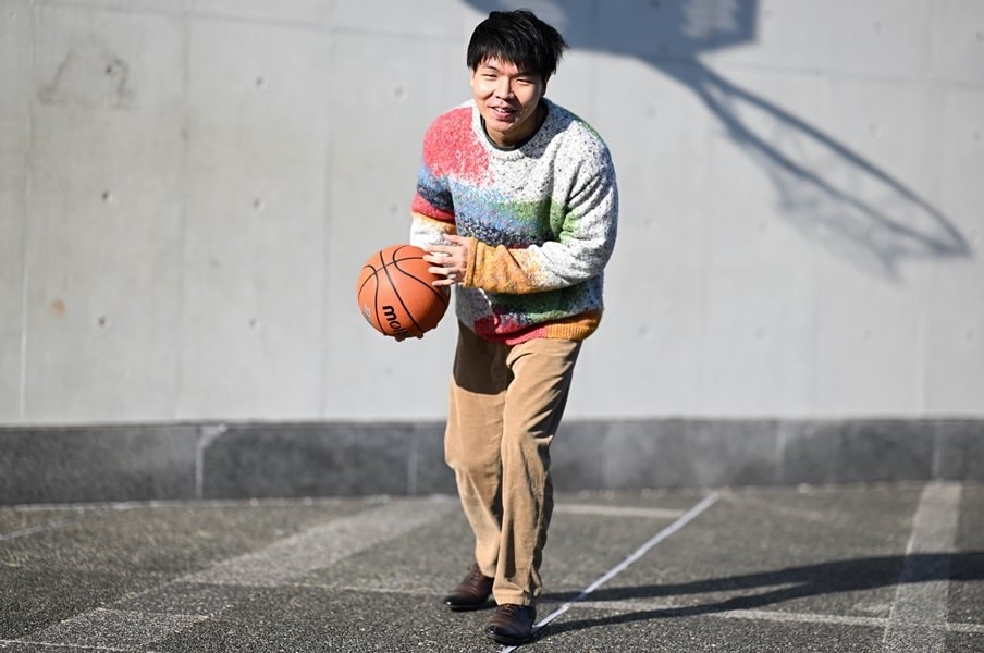 「ヒート、体がバッキバキになるらしいですね」棋士・増田康宏26歳がNBAに学ぶ“AIと将棋のマインドセット”「食事や睡眠をイチから…」＜Number Web＞ photograph by Keiji Ishikawa