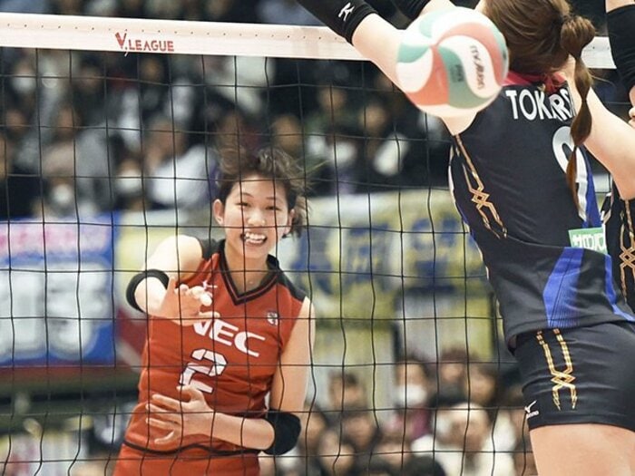 古賀紗理那、五輪落選からの復活。きっかけは木村沙織と仲間の言葉。<Number Web> photograph by Kyodo News