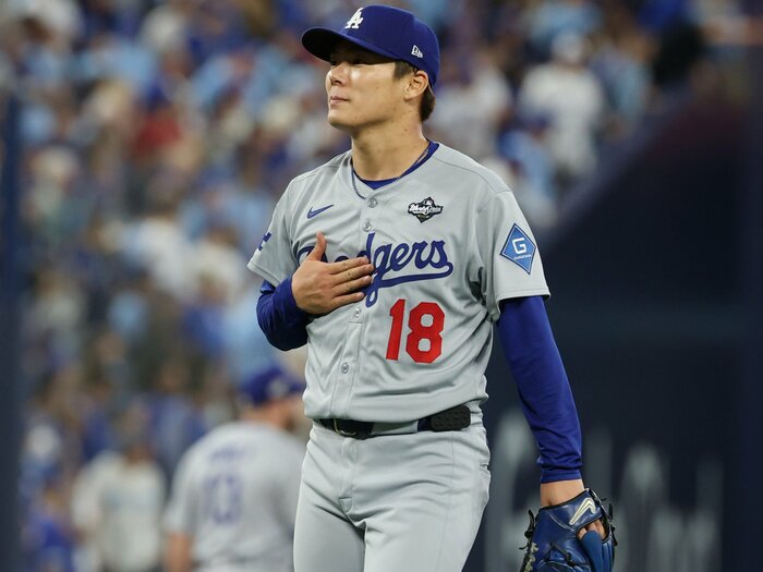 ドジャースのコーチ補佐が称賛「細かいところまで徹底している」山本由伸が続ける“自作ノート”にある変化…ルーティーンから分かった「成功のヒミツ」＜Number Web＞ photograph by Getty Images