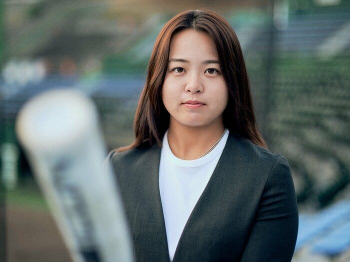 「男子に負けるのは本当に悔しかった」巨人女子チーム・島野愛友利（21歳）が語る女子野球パイオニアへの道＜米女子プロリーグ・ロサンゼルスからドラフト指名＞＜Number Web＞ photograph by Yuki Suenaga