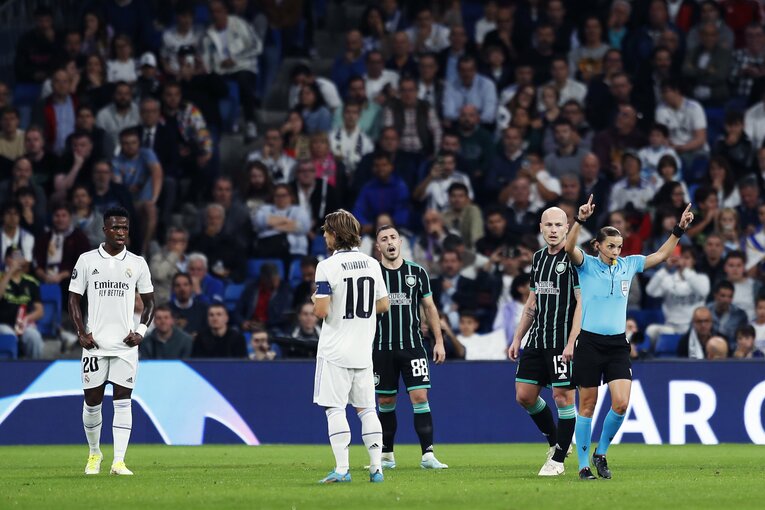 「キヨウゴ、マエダ、レオみんな…」W杯選出の前田大然、落選も古橋亨梧＆旗手怜央がレアル戦で奮闘… 少年サポとカメラマンが語った“愛”(27)