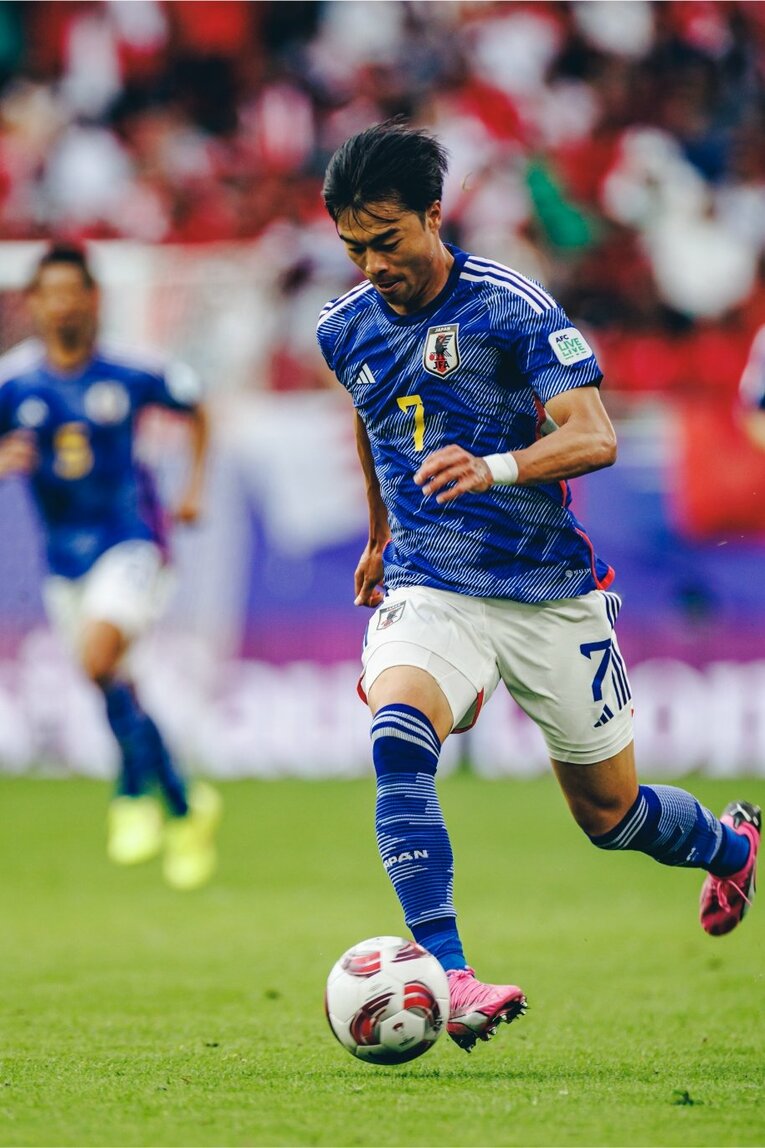 アジア杯バーレーン戦「三笘の超幻惑ドリブル」写真セレクション（全20枚中の16枚目）　©Kiichi Matsumoto　