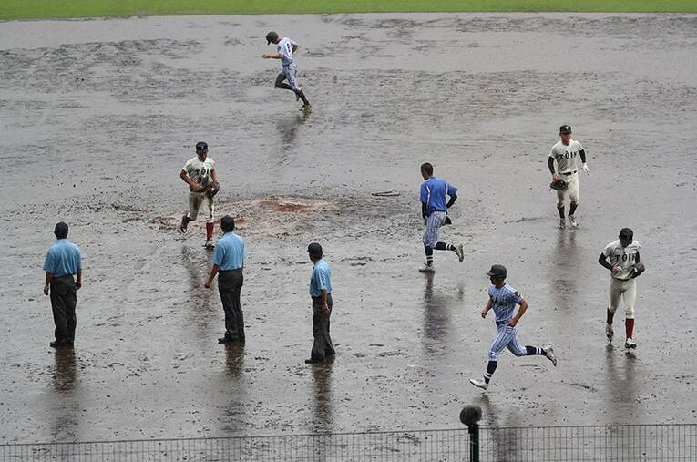 大阪桐蔭－東海大菅生は異例のコールドゲームとなった　©JIJI PRESS