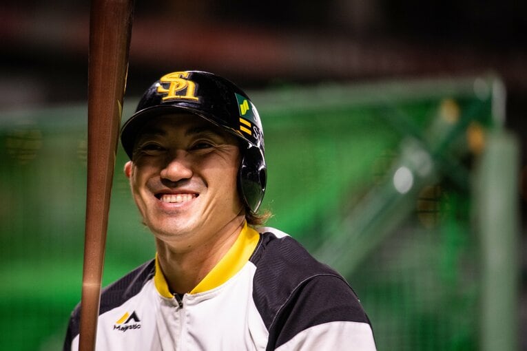 横浜時代からアゴをいじられていた内川　(C)Nanae Suzuki