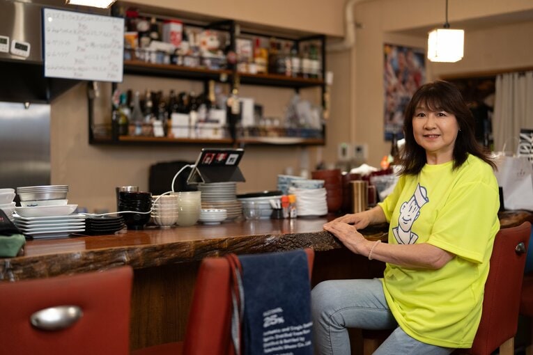 インタビューに答える現在のジャンボ堀さん（63歳）　©Shiro Miyake