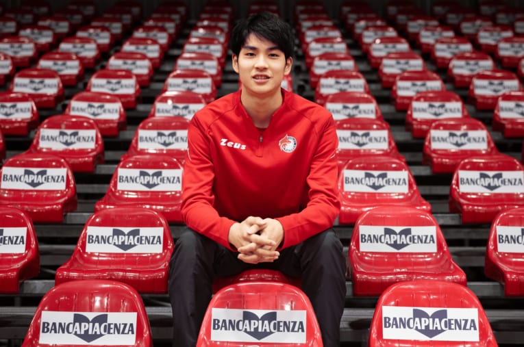 イタリア・セリエA、ピアチェンツァに留学した川野琢磨（18歳）。すでに東京グレートベアーズの強化指定選手に登録され、春には早稲田大学へ進学する ／ photograph by Takahisa Hirano