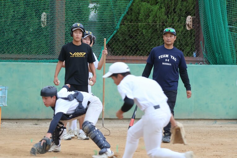 八尾高校の長田監督　©Fumi Sawai