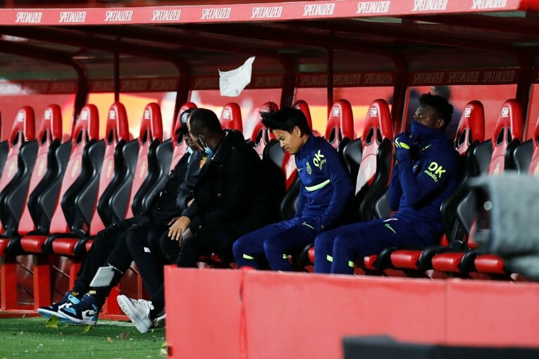 久保建英はなぜ“前節決勝点”なのに途中出場、ボールが回ってこなかったか… “試合展開と悪天候の不運”とは〈撮影者の視点〉(5)