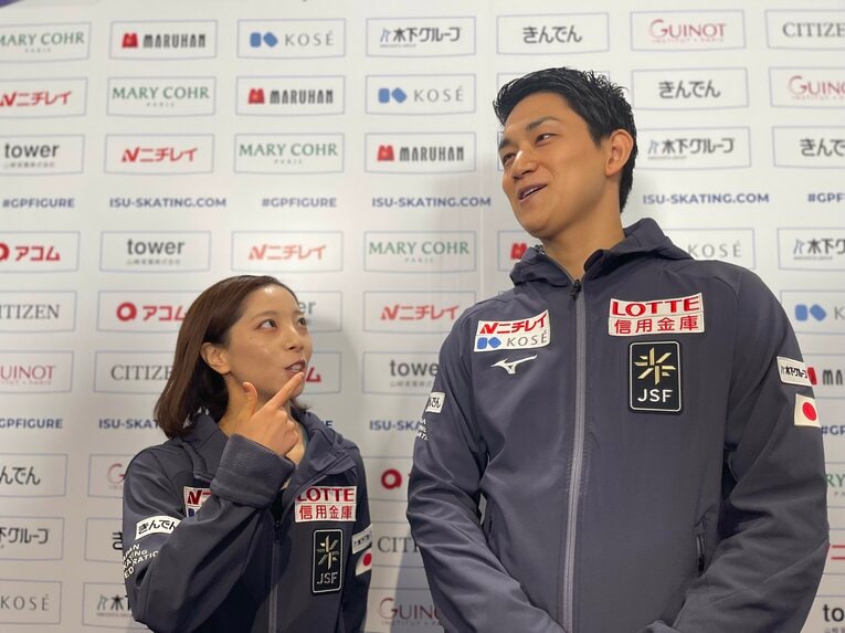 フリー演技後には明るい表情が見られた木原と三浦　©Akiko Tamura