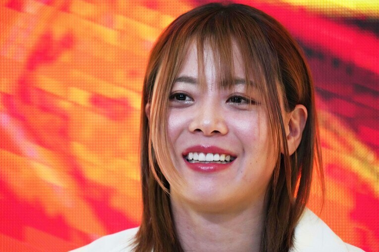 10月26日に両国国技館で行われるイヨ・スカイ戦への思いを語る岩谷麻優　©Essei Hara