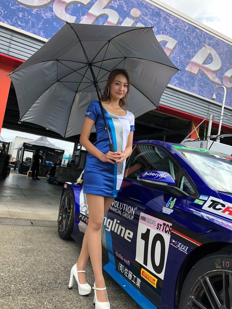 2018年～2019年はスーパー耐久の「Adenau Racing Girls」に所属した近藤さん　写真は事務所提供