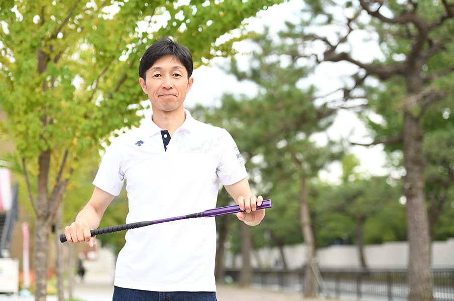 <トップアスリートを支える名品>武豊「馬の走りをさらに加速させる“僕の体の一部”」<Number Web> photograph by Keiji Ishikawa