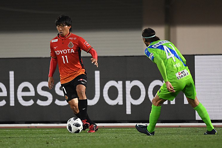 “元相棒”ミキッチとのマッチアップ　©︎Getty Images