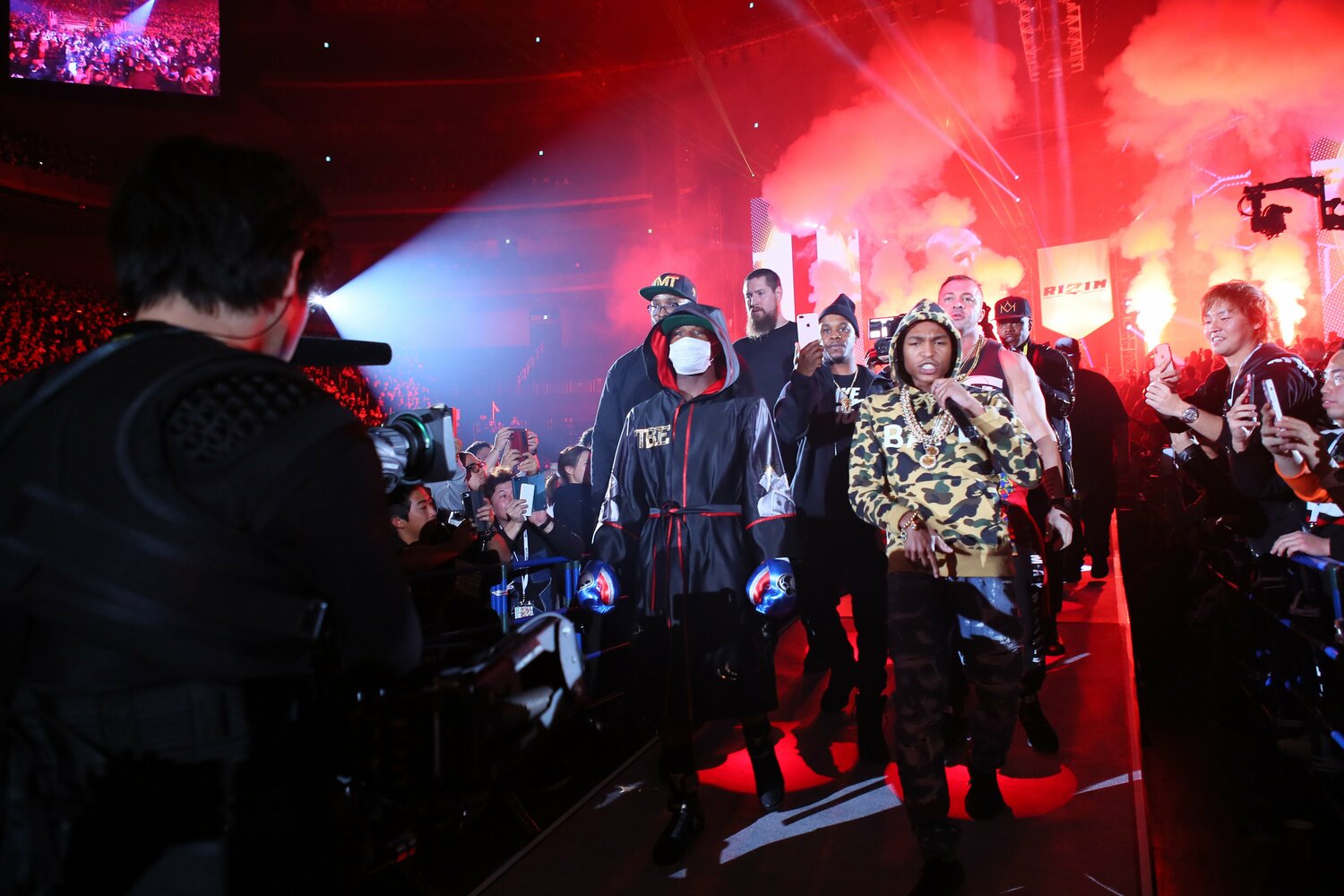 2018年大晦日の『RIZIN.14』で那須川と対戦したフロイド・メイウェザー・ジュニア。「本当に戦うのか？」「ファイトマネーはいくら？」など日本中が色めき立った　©RIZIN FF