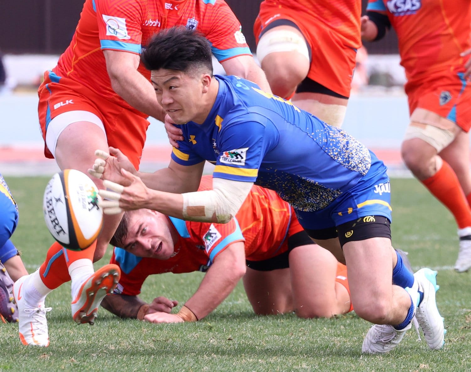 今季から「10番」での出場機会を得ている前田土芽　©Yoshio Tsunoda/AFLO