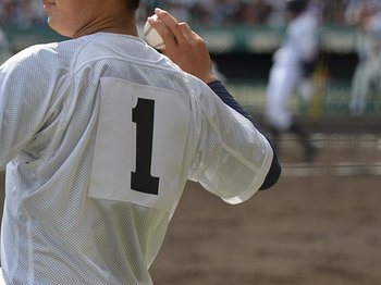 2020年の高校No.1捕手では？日大藤沢・牧原巧汰、打も肩も◎。＜Number Web＞ photograph by Hideki Sugiyama