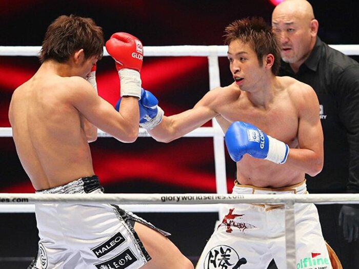 GLORY65kg級で見せた日本人の底力。~久保優太、立ち技世界王者に~<Number Web> photograph by Susumu Nagao