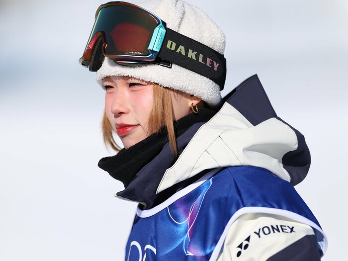 近藤心音22歳“棄権問題”の論点「相次ぐ転倒、棄権…雪質を指摘する声も」五輪アスリートへの誹謗中傷を「無視すればいい」という無責任さ＜Number Web＞ photograph by AFLO