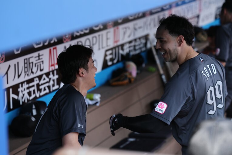 ©︎Chiba Lotte Marines