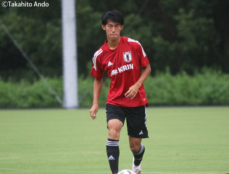 中野伸哉 ／ photograph by Takahito Ando