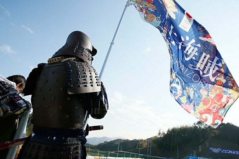 J3昇格、今治・岡田武史の本音（上）。「田舎のプレスリーではいけない」(3)