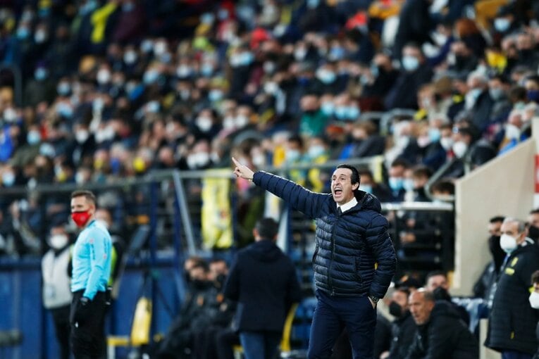 久保建英がエメリ戦術にハメられた？ “代表前の古巣ビジャレアル戦”撮影カメラマンが見た苦闘の要因〈少年ファンはユニをおねだり〉(41)