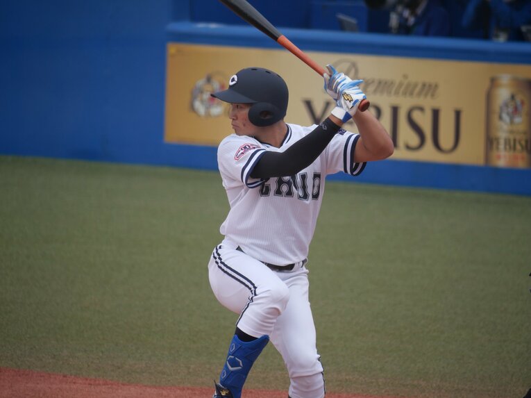 俊足を生かして、定位置獲得を目指す中央大・斎藤未来也　©︎PPAB-lab.