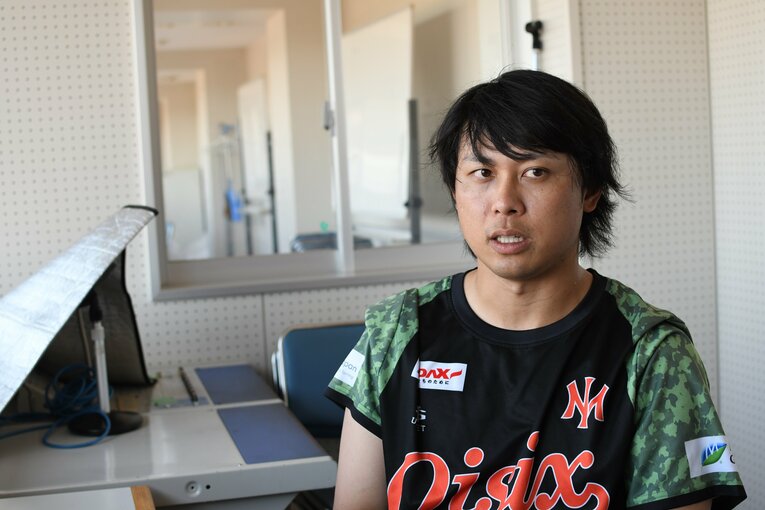 インタビューに答える現在の高山俊　©NumberWeb