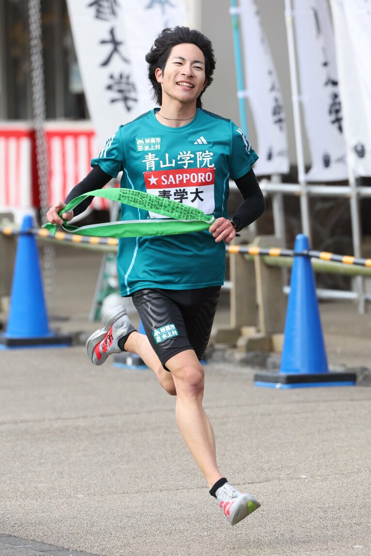 山下りで有言実行の56分台の区間新記録をマークした野村　©︎JMPA