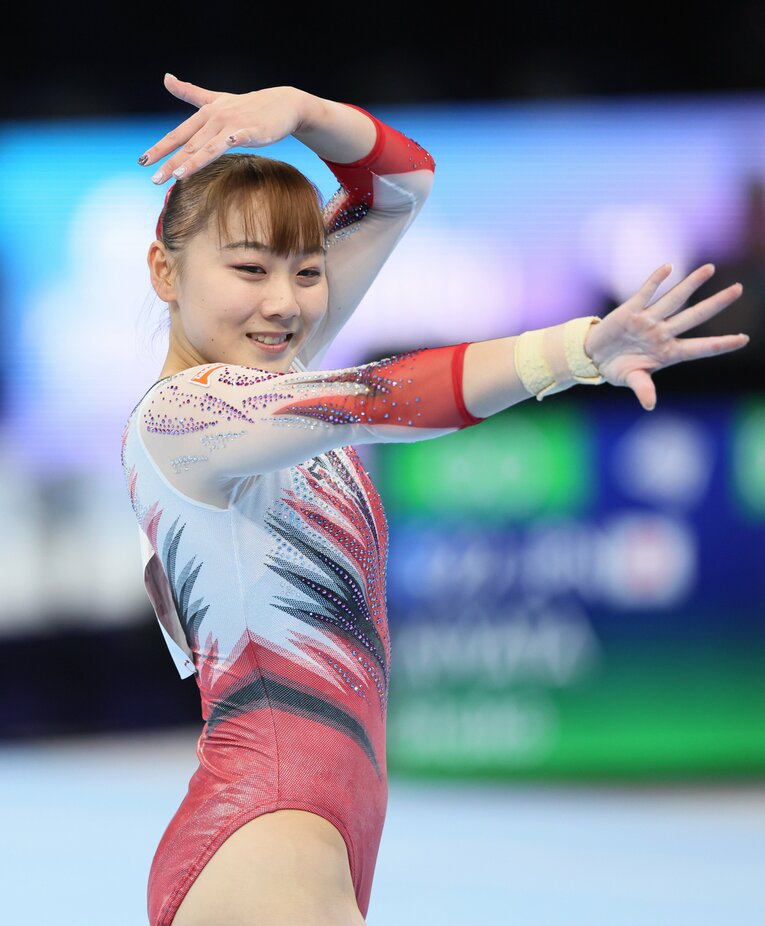 2023年の世界体操で演技する宮田　©JIJI PRESS