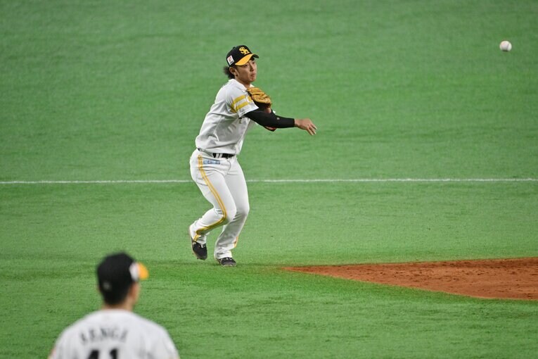 2023年版ランキングで2位に輝いた今宮健太（ソフトバンク／身長173センチ）　©BUNGEISHUNJU