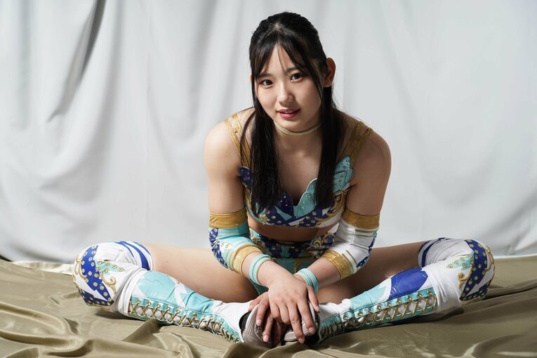 プロレスラーとしてはスリムな体型ながら、野球、陸上、バスケ、体操など多くのスポーツを経験。抜群の身体能力を誇る