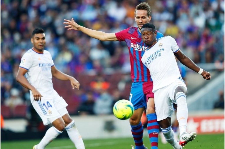 《メッシとロナウド不在の寂しさ》カメラマンが見たクラシコの新風景　17歳ガビや仲良しバルサ＆レアルサポ、殊勲ビニシウスへの“罵倒”(39)