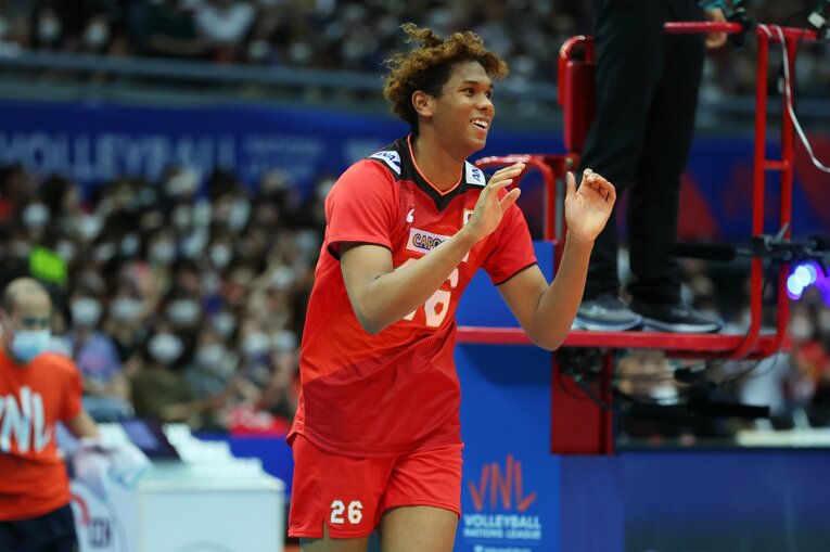 ミドルブロッカー村山豪（23歳）　©︎YUTAKA/AFLO SPORT