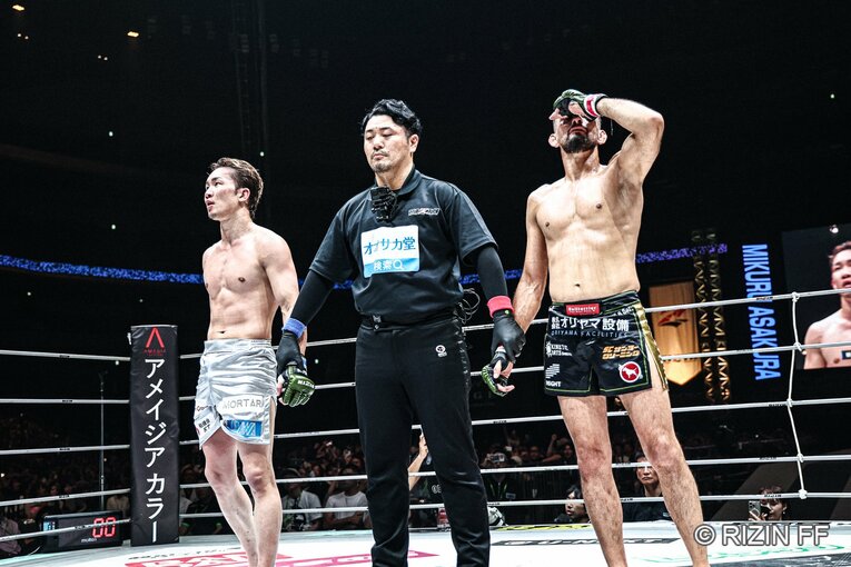 『超RIZIN.4』朝倉未来vs.クレベル・コイケ　©RIZIN FF